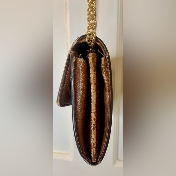 SOLD!! Additional pics!📸Louis Vuitton Monogram Sarah Bifold Long Wallet w/ Chain - Picture 4 of 13